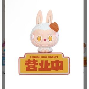 Pop Mart Wacky Mart “Salad” Light-Up Magnet – Fun & Rare Collectible LABUBU